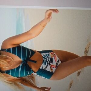 Nani Swimwear Classic One Piece Bathingsuit